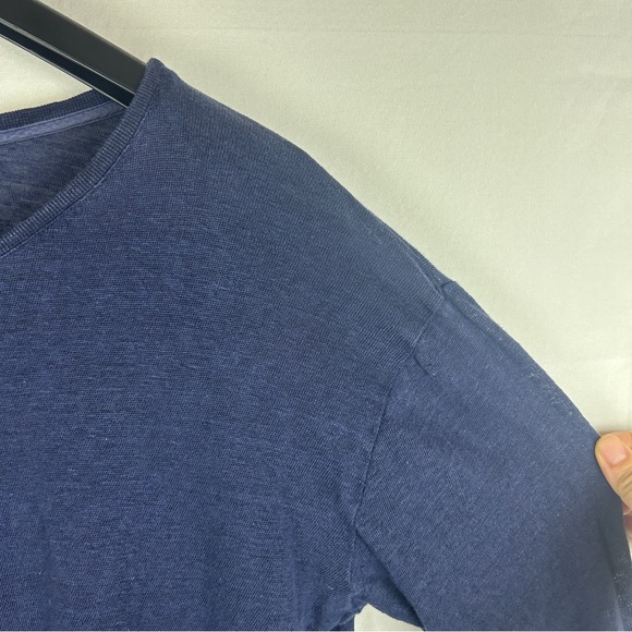 Vince navy knit linen folded sleeve blouse top M - Picture 3 of 5